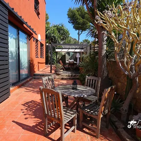 Stunning Gala With Sea Views And A/c In
